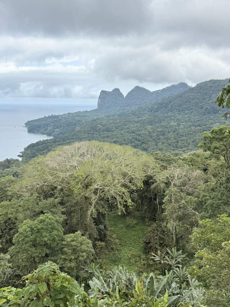 Miradouro com vista sobre a ilha do Príncipe